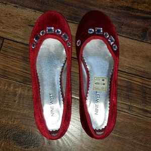 Nine West ballerina slippers, missing jewel